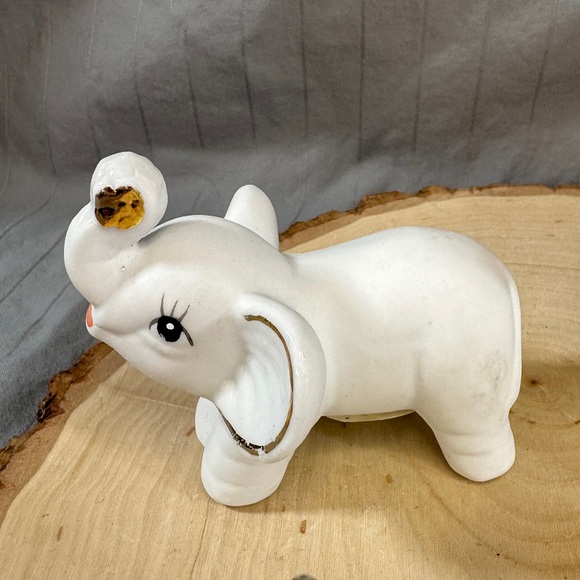 Set of 3 Vintage Ceramic White Elephants, Chen Star Collections - Picture 8 of 11